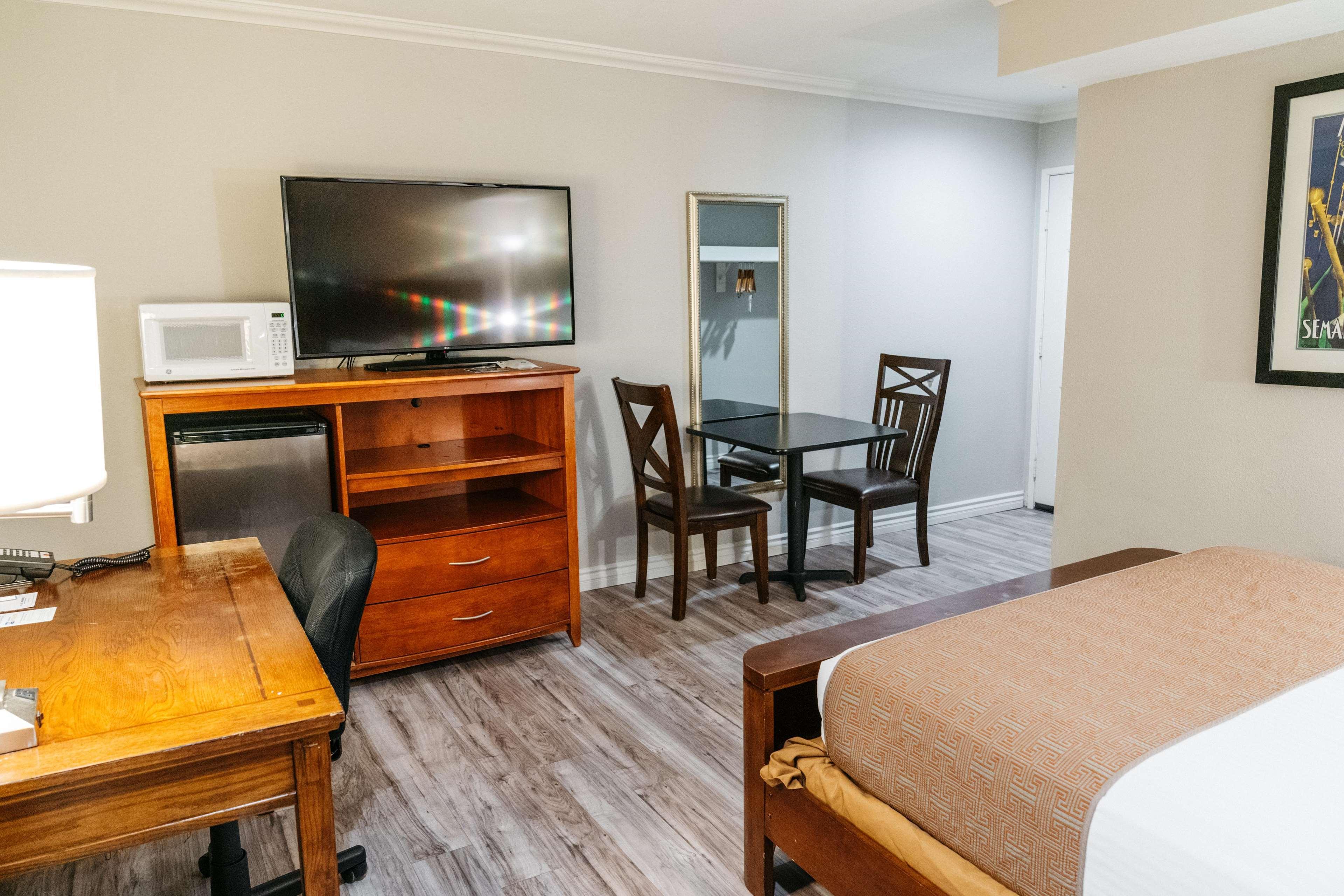 Best Western Palm Garden Inn Вестмінстер Екстер'єр фото