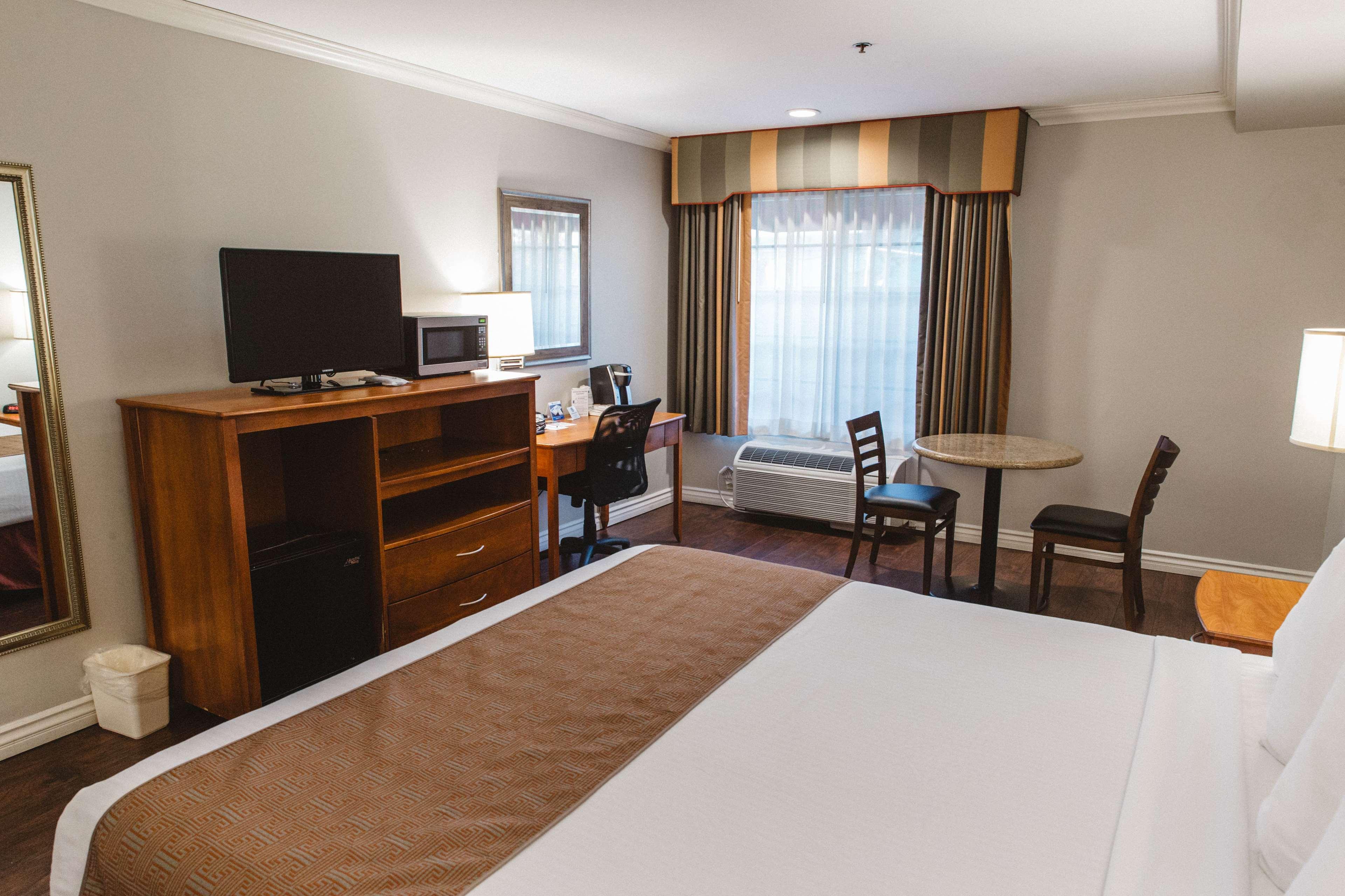 Best Western Palm Garden Inn Вестмінстер Екстер'єр фото